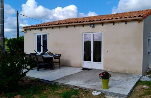Saint-Cyr-des-Gats Casa | Cabaña piscina cubierta de 90m2 cerca de Puy du Fou