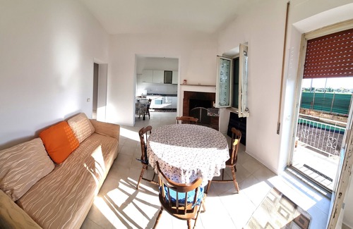 Fondi Villa | COTTAGE A FEW MINUTES FROM THE SEA