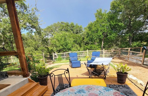 Canyon Lake Cabaña | Cottage at Canyon- Pet Friendly! So many local attractions