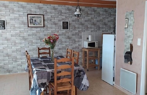 Bedoin Cabaña | Casa rural a los pies del Mont Ventoux con piscina
