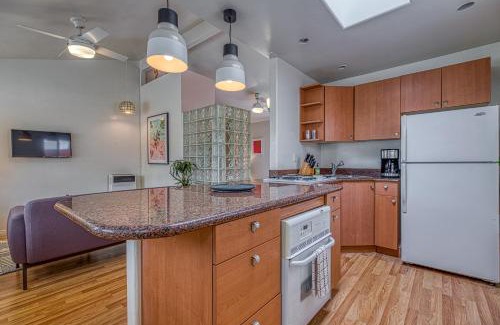 Crown Point Casa | Cottage By Mission Bay