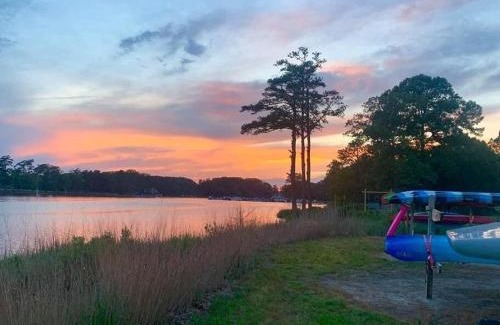 Rehoboth Beach Casa | Cottage by the bay, sleeps 8 near Rehoboth beach