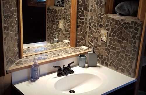 Kaslo Cabaña | Cottage By the River