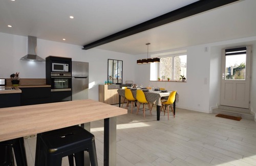 Cherrueix Casa | Cottage by the sea near Mont Saint Michel!