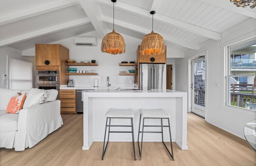 Ocean Cay Casa | 'Right on the Beach Cottage' - ¡Sillas de playa, toallas incluidas!