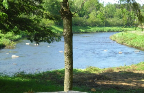 Saint-Samuel Casa | Cottage on the river 4 seasons