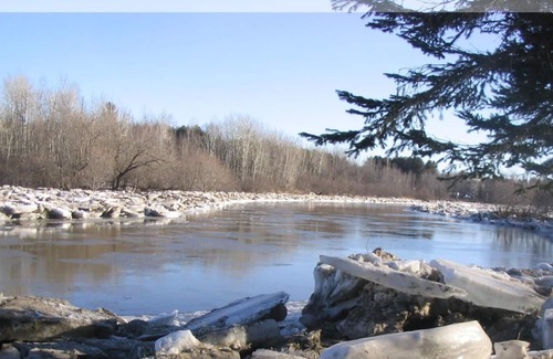Saint-Samuel Casa | Cottage on the river 4 seasons