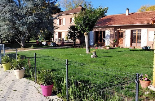 Rentieres Cabaña | Cottage 'De La Fermette Aubepines' with Shared Pool, Private Terrace and Wi-Fi