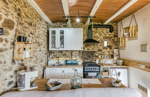 Susqueda Cabaña | Casita de campo 'El Graner' con vistas a la montaña, jardín privado y Wi-Fi