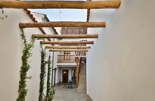 Consuegra Cabaña | Casa Rural "El Patio de los Jazmines"