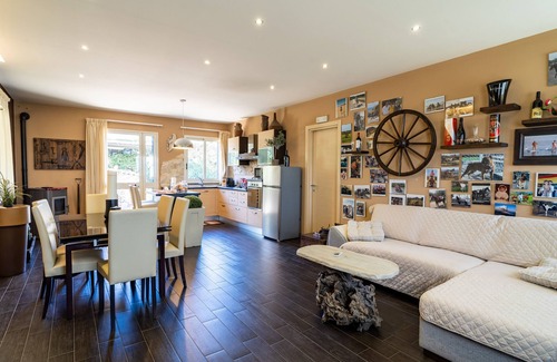 Piedimonte Etneo Casa | Casita de campo 'Etna Ranch' con Wi-Fi, jardín y aire acondicionado