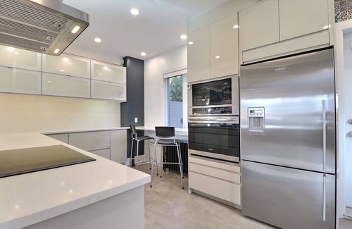 Lachine Casa | Cottage facing park and Lac St-Louis, Lachine(bicycle and pedestrian paths)