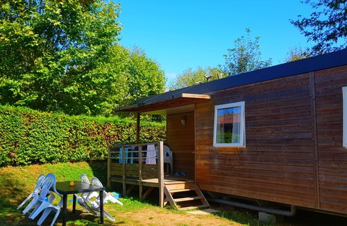 Creches-sur-Saone Casa | Cottage Family