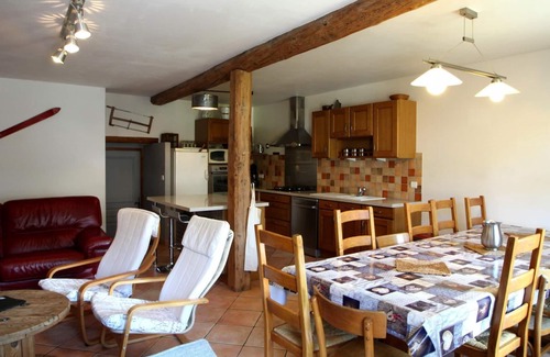 Ancelle Casa | Casa rural para 12 personas