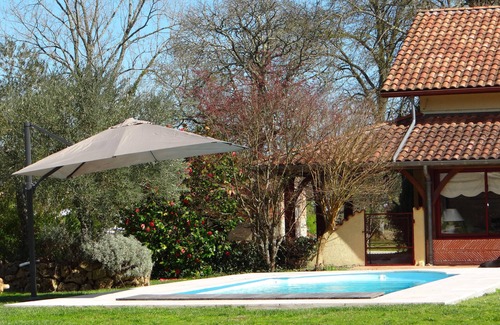 Beylongue Cabaña | Casa rural para 4 personas, ideal para vacaciones familiares en el campo