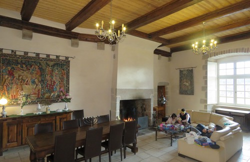 Saint-Bonnet-le-Chastel Otro | COTTAGE 6 pers. in a Castle, Auvergne Rhône Alpes, Nature, Mountain Biking, Hiking