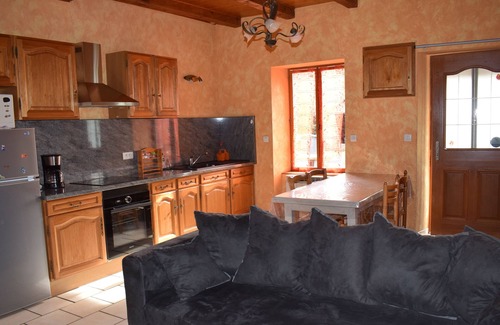 Saint-Sauves-d'Auvergne Cabaña | casa 60 m2 en zona tranquila cerca de la Bourboule monte dore /