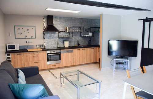 Saint-Aulaye-Puymangou Cabaña | Casa rural de la fuente del Domaine de La Vallade