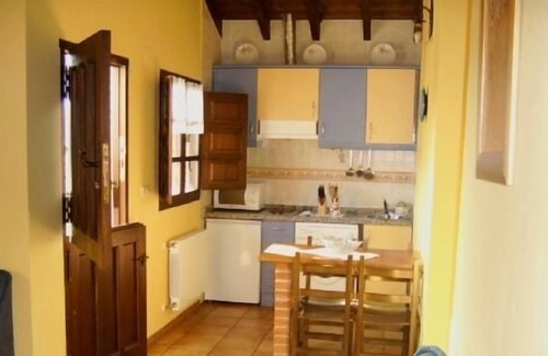 La Cueva Cabaña | Casa rural (alquiler íntegro) El Regueru para 4 personas