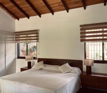 Mount Lavinia Casa | Cottage Garden Bungalows