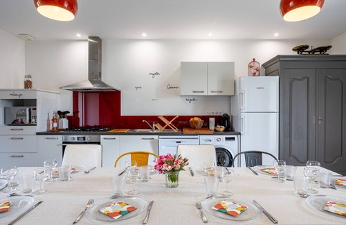 Le Bernard Cabaña | Casita de campo 'Gite Le Figuier' con terraza privada, jardín privado y Wi-Fi