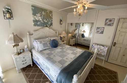 Simi Valley Cabaña | Cottage Hideaway w/ waterfall, pool, spa & adjacent Santa Susana Historic Park