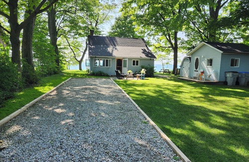 Bayfield Cabaña | Cottage in Bayfield, Lake Huron Bluffs