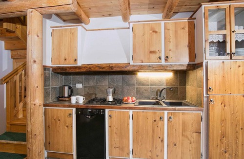 Bellamonte Apartamento | Cottage in Bellamonte with hot tub