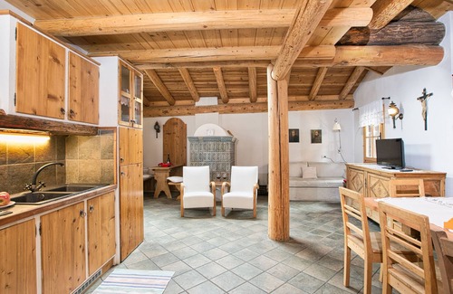 Bellamonte Apartamento | Cottage in Bellamonte with hot tub