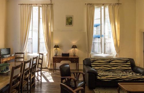 Chalais Casa | Cottage in Chaleix near Forest & Lake