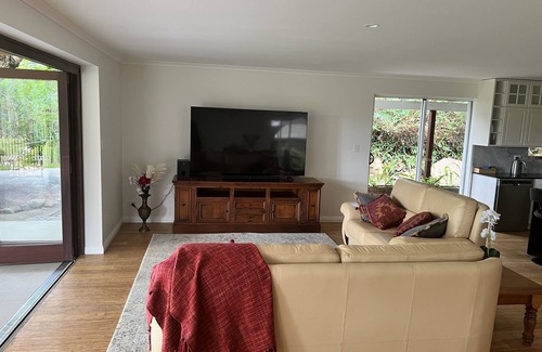Highvale Cabaña | Cottage in country setting