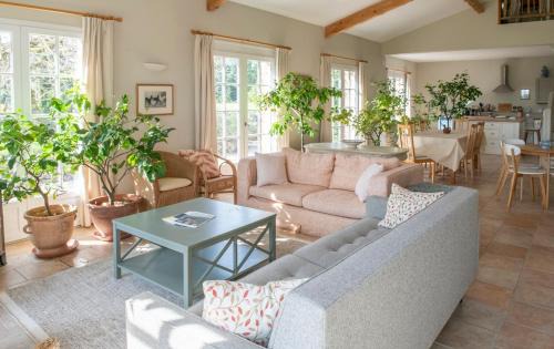Roquemaure Casa | Cottage in French Tuscany