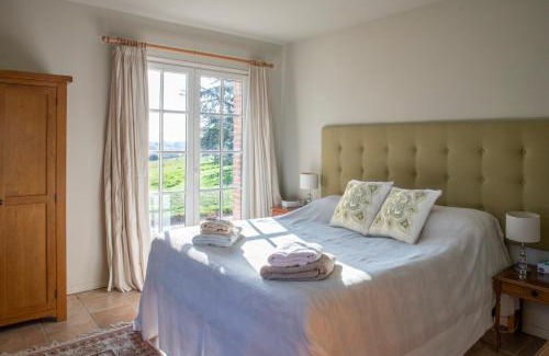 Roquemaure Casa | Cottage in French Tuscany