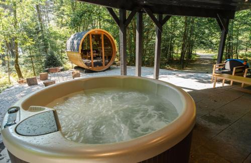 Novar Casa | Cottage in Huntsville