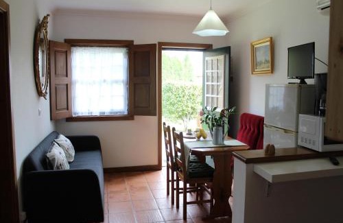 Santa Comba Casa | Cottage in Santa Comba with Pool