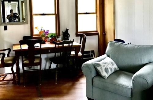 Alford Cabaña | Cottage in the Berkshires 10 min. to Great Barrington