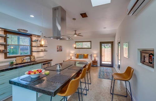 La Mesa Casa | Cottage in the Garden. New! Modern!