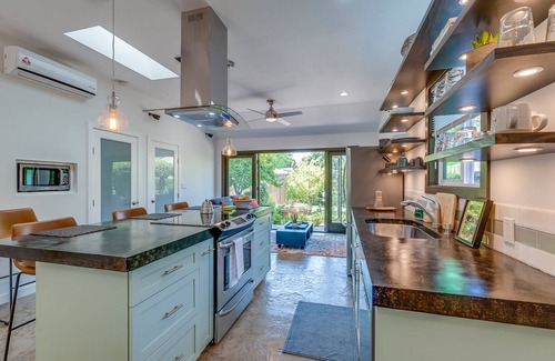 La Mesa Casa | Cottage in the Garden. New! Modern!