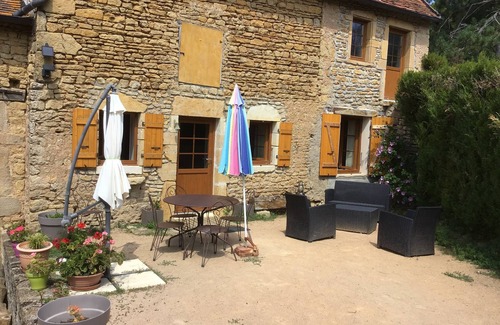 Dyo Casa | Casa rural en el corazón de Charolais-Brionnais en el campo, muy tranquilo