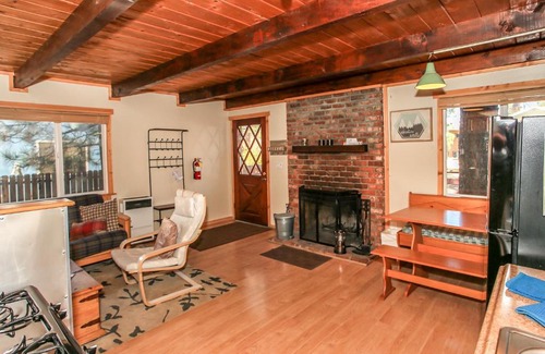 Big Bear Lake Casa | Cottage in the Pines - Great place to stay and close to everything! With Slope views!