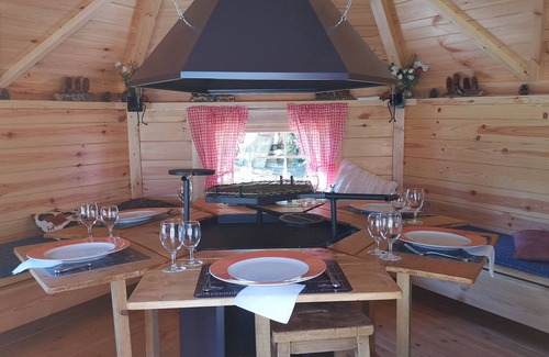 Le Val-d'Ajol Chalet De Esquí | casa rural en los Vosgos, en el campo