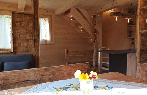 Cortina d'Ampezzo Chalet De Esquí | Cottage in the woods in the Dolomites.