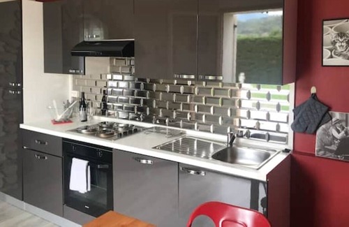 Entrechaux Cabaña | Cottage 'La Licorne' with Mountain View, Wi-Fi and Air Conditioning