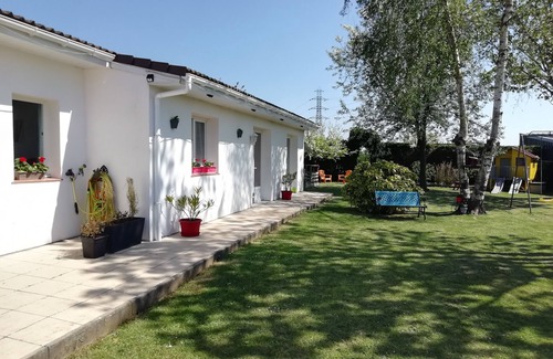 Sorrus Casa | Casa rural "Le Petit Hortensia" con terraza, cerca de Montreuil sur Mer