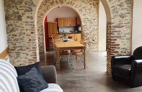 Saint-Andeol-le-Chateau Casa | Cottage Les Arches - 15 personas - 6 habitaciones