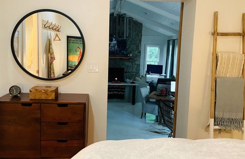 Sharon Woods Cabaña | Cottage Life in the heart of South Park. Lovely, private retreat for getaway.