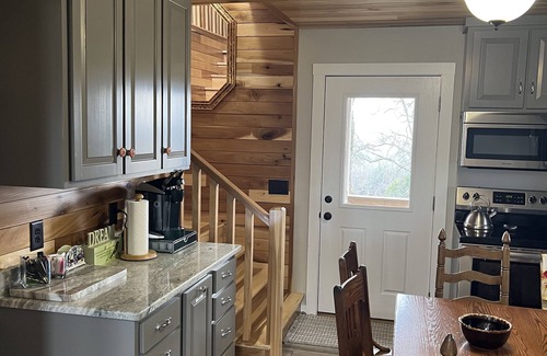 Dixon Springs Cabaña | Cottage located on 200+ acre farm