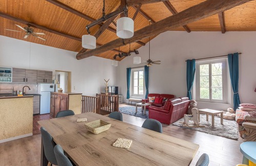 Le Pouget Cabaña | Casita de campo 'Maison Location' con piscina privada, Wi-Fi y aire acondicionado