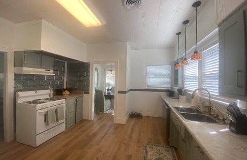 Center Point Casa | Cottage near Downtown Center Point, 10 min to Kerrville & Comfort, pet-friendly