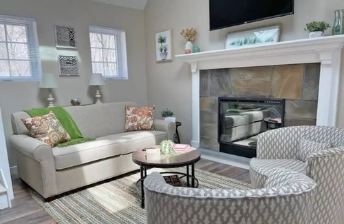 White Mills Cabaña | Cottage Near Lake Wallenpaupack